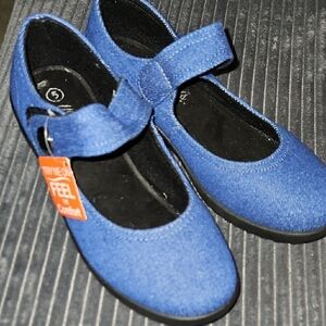 Girls Denim Blue Mary Jane Shoes with Velcro Strap Cushion Memory Foam Insole 5